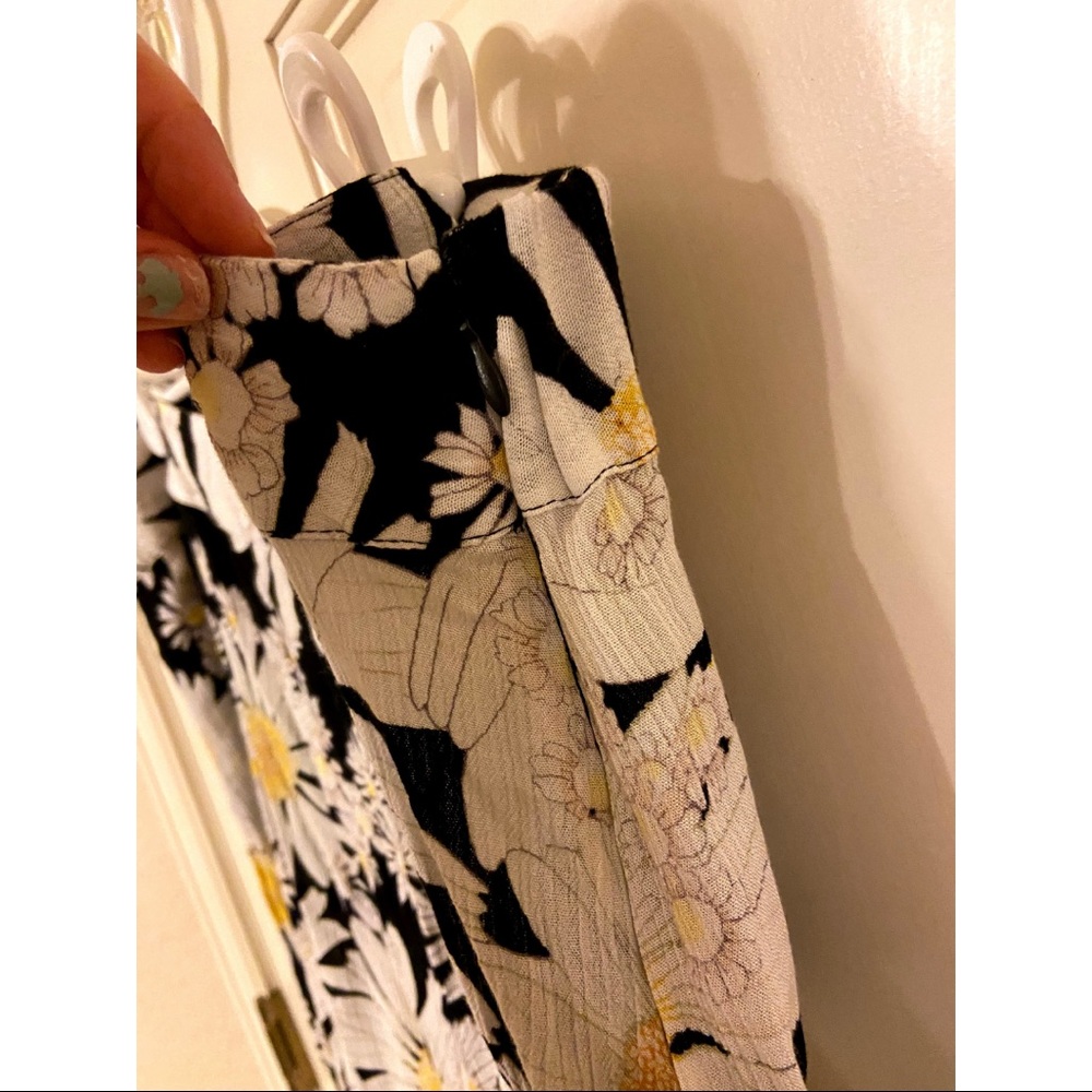 NWOT Plus Size LC Lauren Conrad Daisy Wrap Skirt Size 1X - Picture 8 of 8